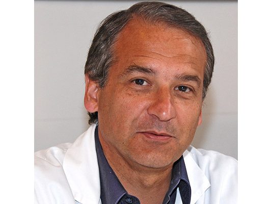 Le diagnostic précoce de la polyarthrite rhumatoïde est crucial Bernard Combe