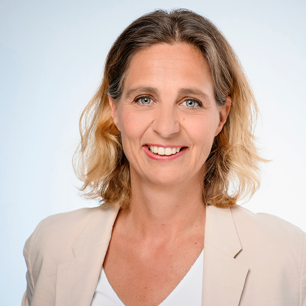 Clarisse LHOSTE