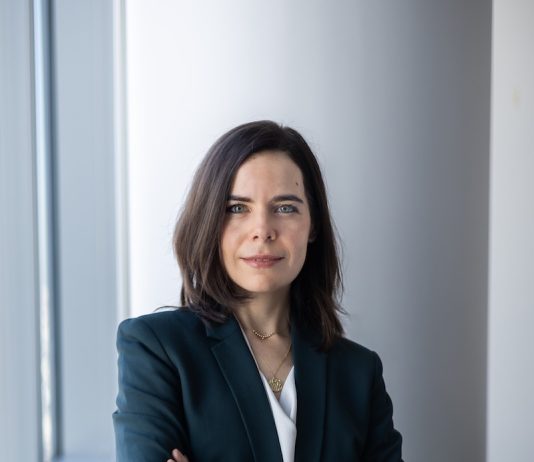 Projection • Faire de l’innovation thérapeutique un investissement d’avenir pour la France Auriane Cano-Chancel, vice-présidente du Leem et présidente d'AstraZeneca France